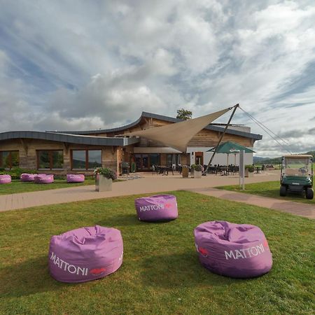 Grund Resort Golf And Ski Mladé Buky エクステリア 写真