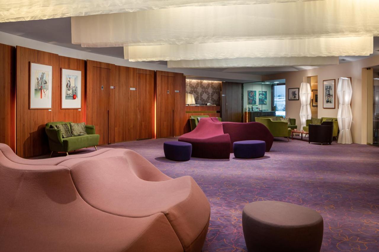 Grund Resort Golf And Ski Mladé Buky エクステリア 写真