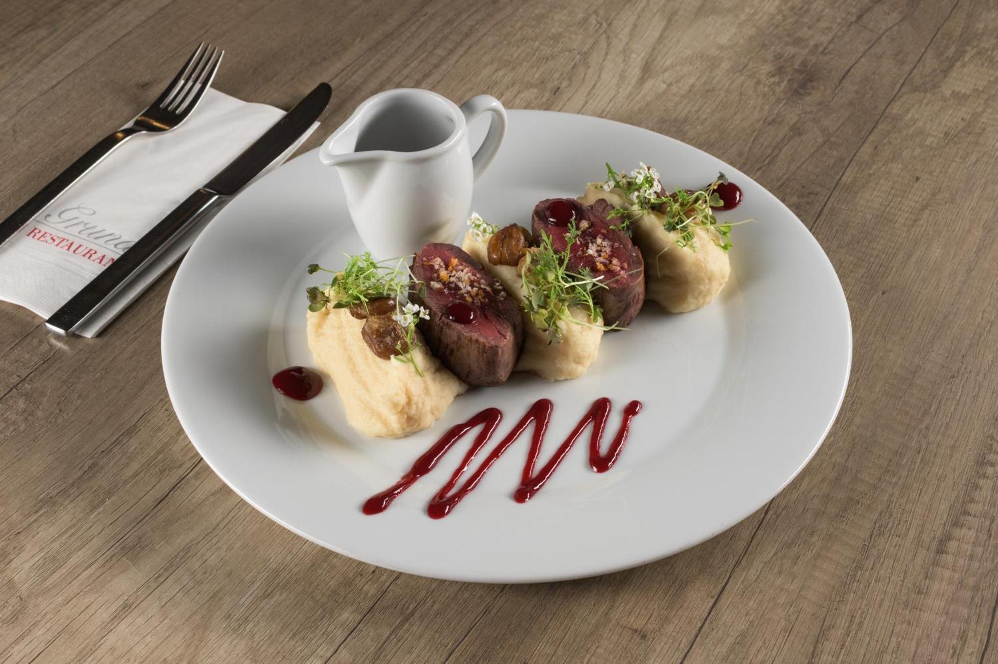 Grund Resort Golf And Ski Mladé Buky エクステリア 写真
