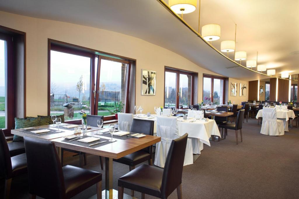 Grund Resort Golf And Ski Mladé Buky エクステリア 写真