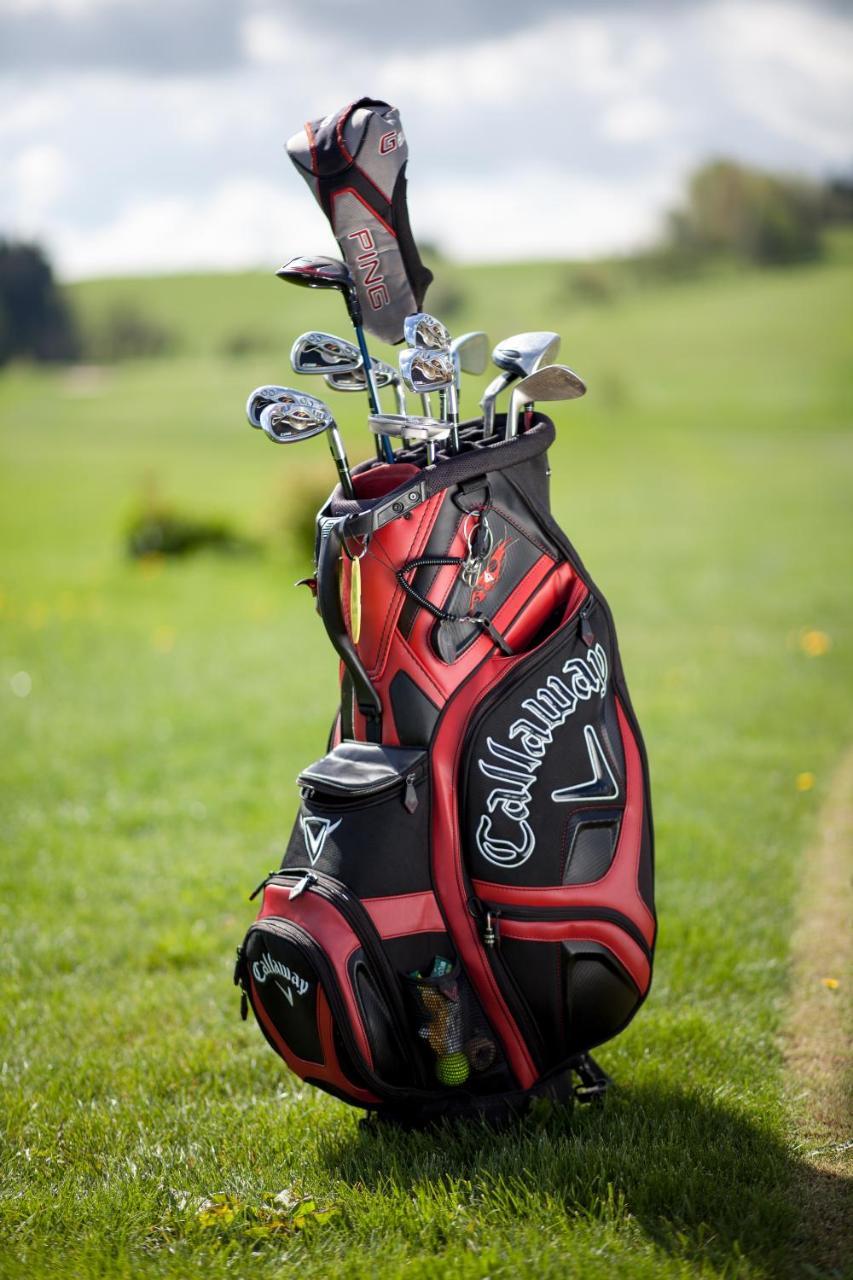 Grund Resort Golf And Ski Mladé Buky エクステリア 写真