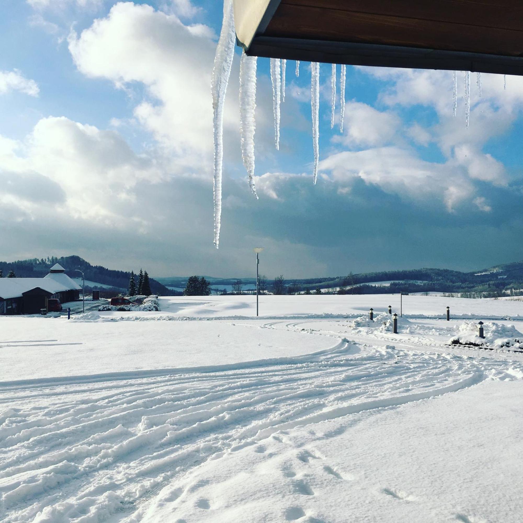 Grund Resort Golf And Ski Mladé Buky エクステリア 写真