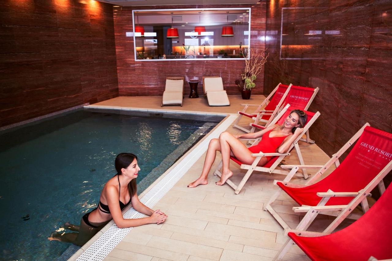 Grund Resort Golf And Ski Mladé Buky エクステリア 写真